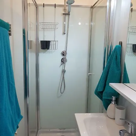 Δωμάτια σε οικογενειακή κατοικία La Maison Chez Elena&arnaud